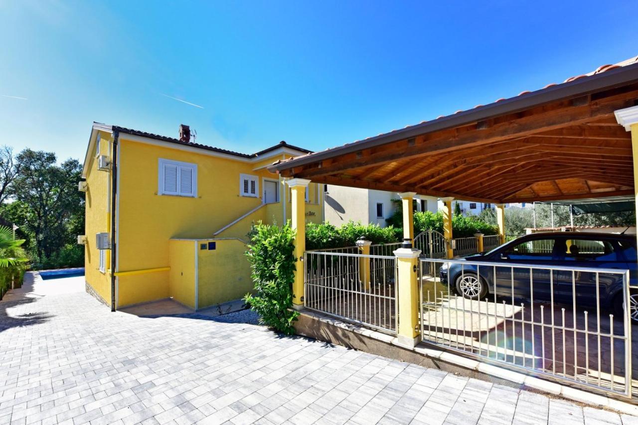 Apartments House Anna For Max 13 Persons In Porec, Pet Friendly Esterno foto